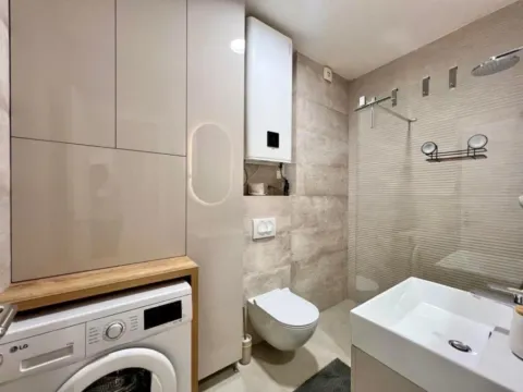 Izdavanje, jednosoban stan, 45m², Gorica C, Podgorica - image 5