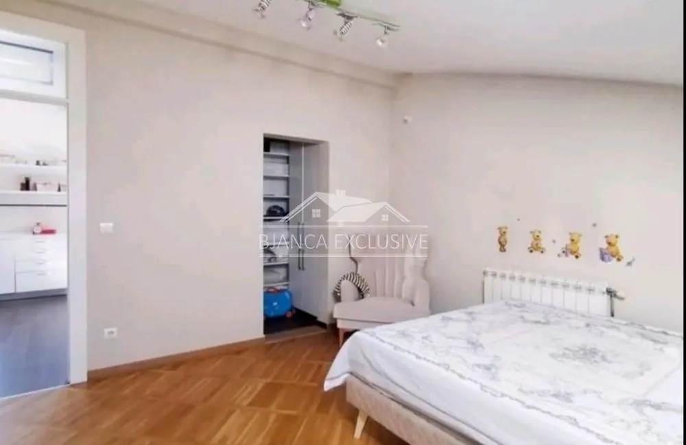 Sale, three bedroom apartment, 126m², Savski Venac, Beograd