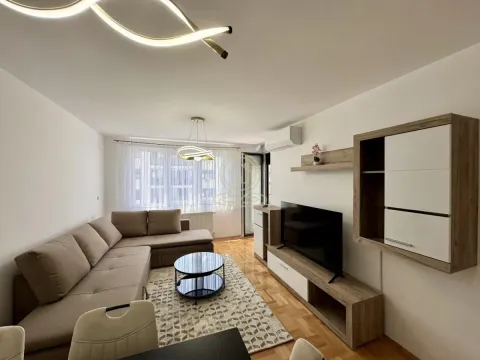 Rent, two bedroom apartment, 55m², Medijana, Niš - image 2