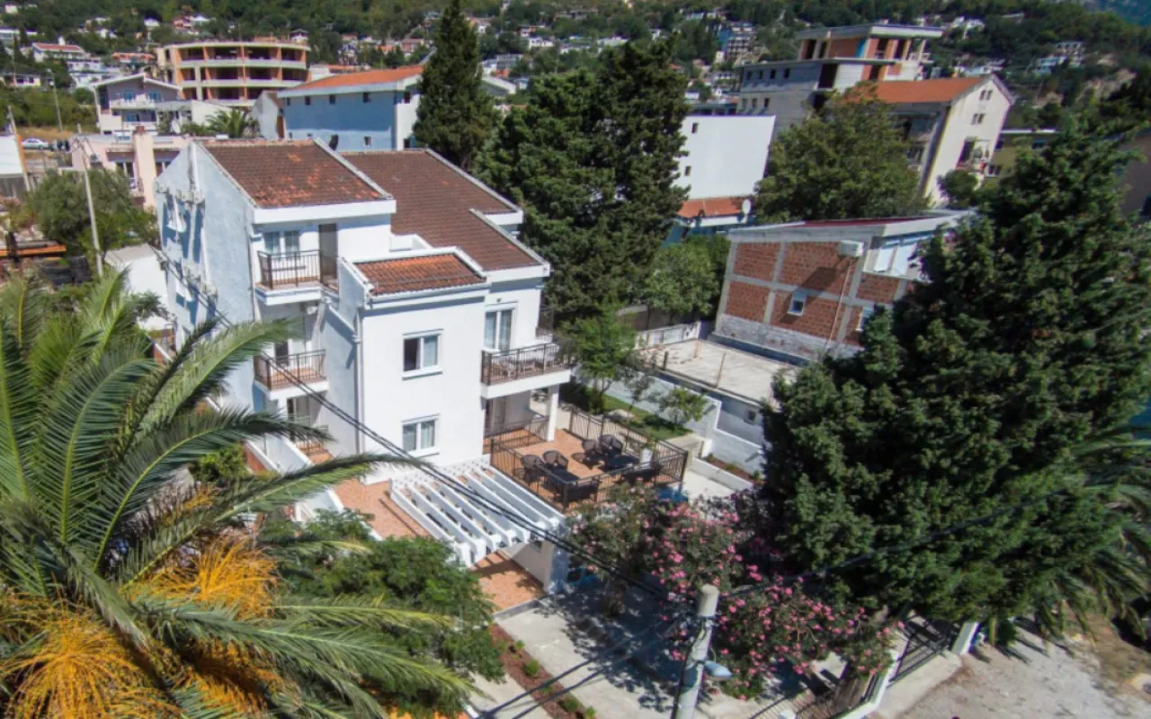 Prodaja, ugostiteljski objekat, 399m², Sutomore, Bar