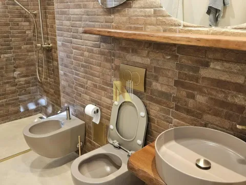 Sale, house, 380m², Belegiš, Stara Pazova - image 13