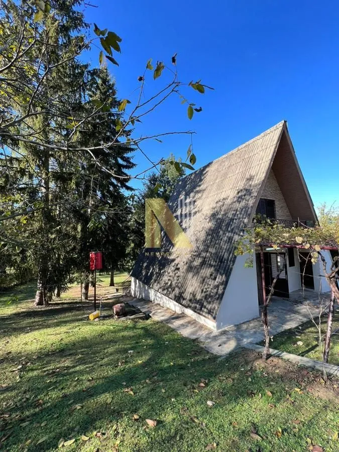 Prodaja, kuća, 102m², Beočin, Srbija