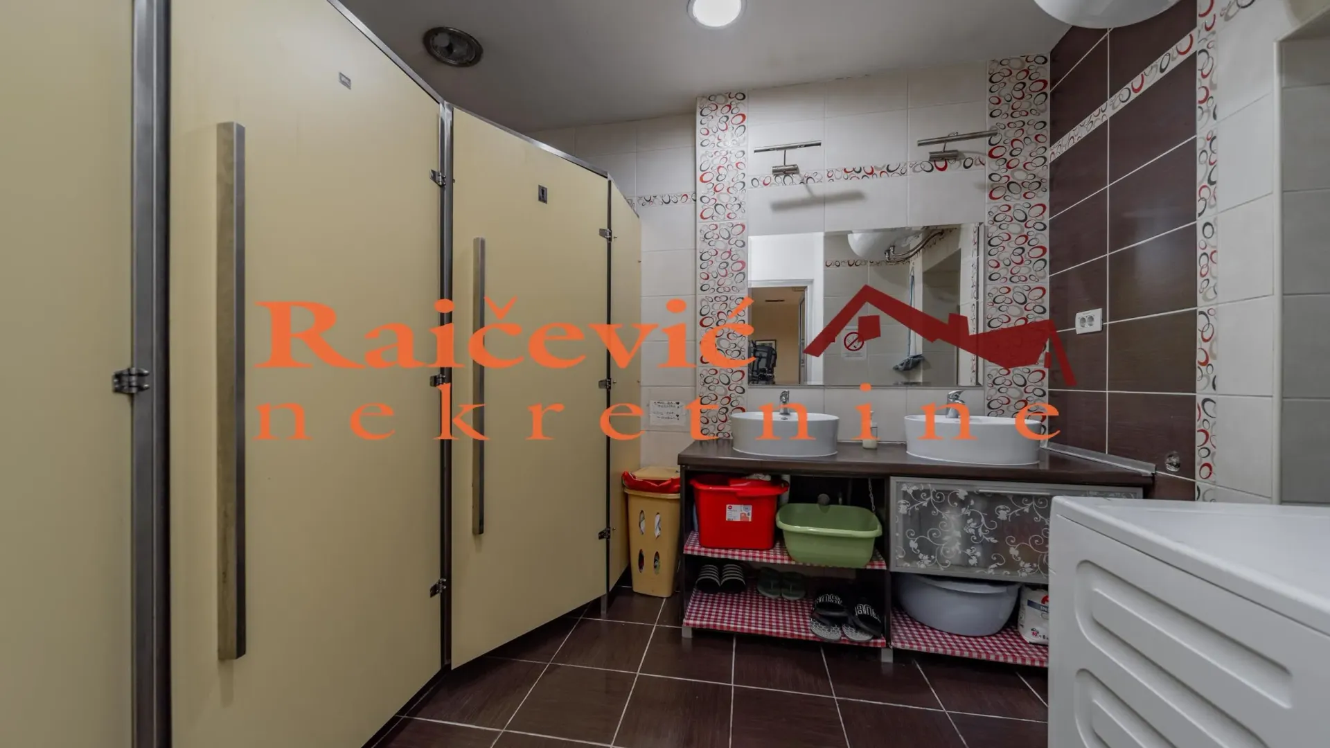 Prodaja, stan, 93m², Centar, Kruševac