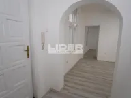 Prodaja, kuća, 38m², Vračar Hram, Vračar Sve Podlokacije - image 7