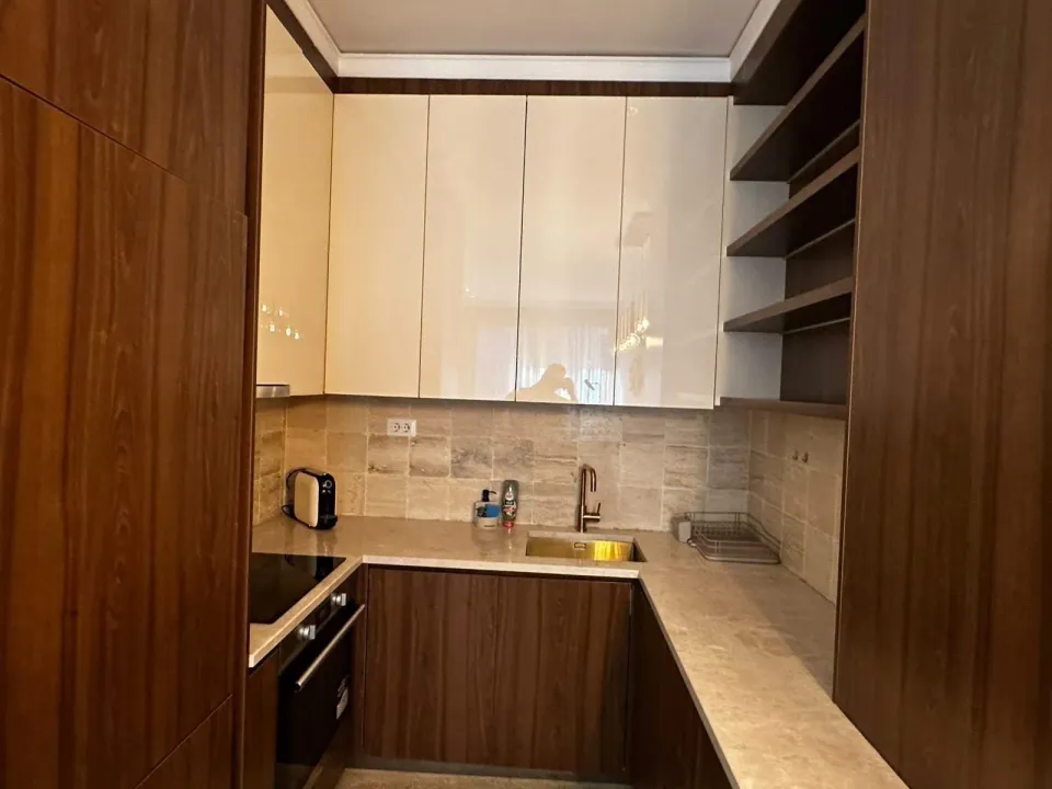 Izdavanje, jednosoban stan, 53m², Kod Capital Plaze, Podgorica