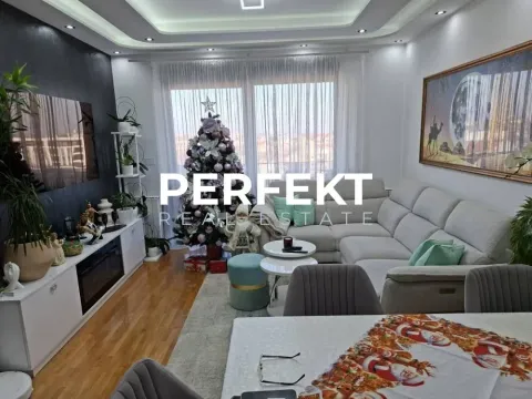 Prodaja, trosoban stan, 75m², Centar, Pančevo - image 14