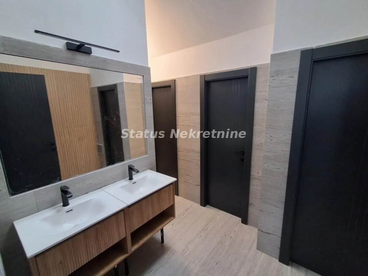 Rent, office space, 240m², Futog, Novi Sad Sve Podlokacije