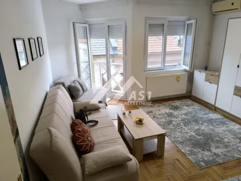 Izdavanje, stan, 28m², Podbara, Novi Sad Sve Podlokacije