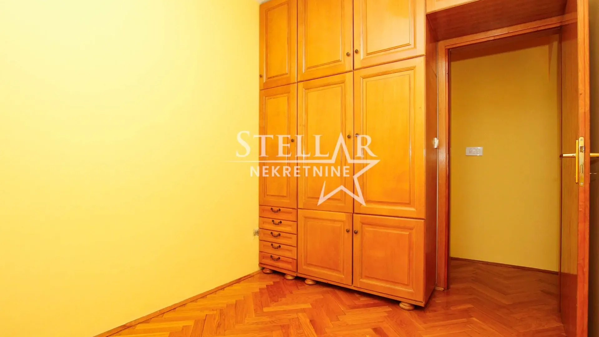Rent, one bedroom apartment, 38m², City Kej, Podgorica