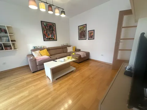Sale, one bedroom apartment, 48m², Stari Aerodrom, Podgorica - image 3