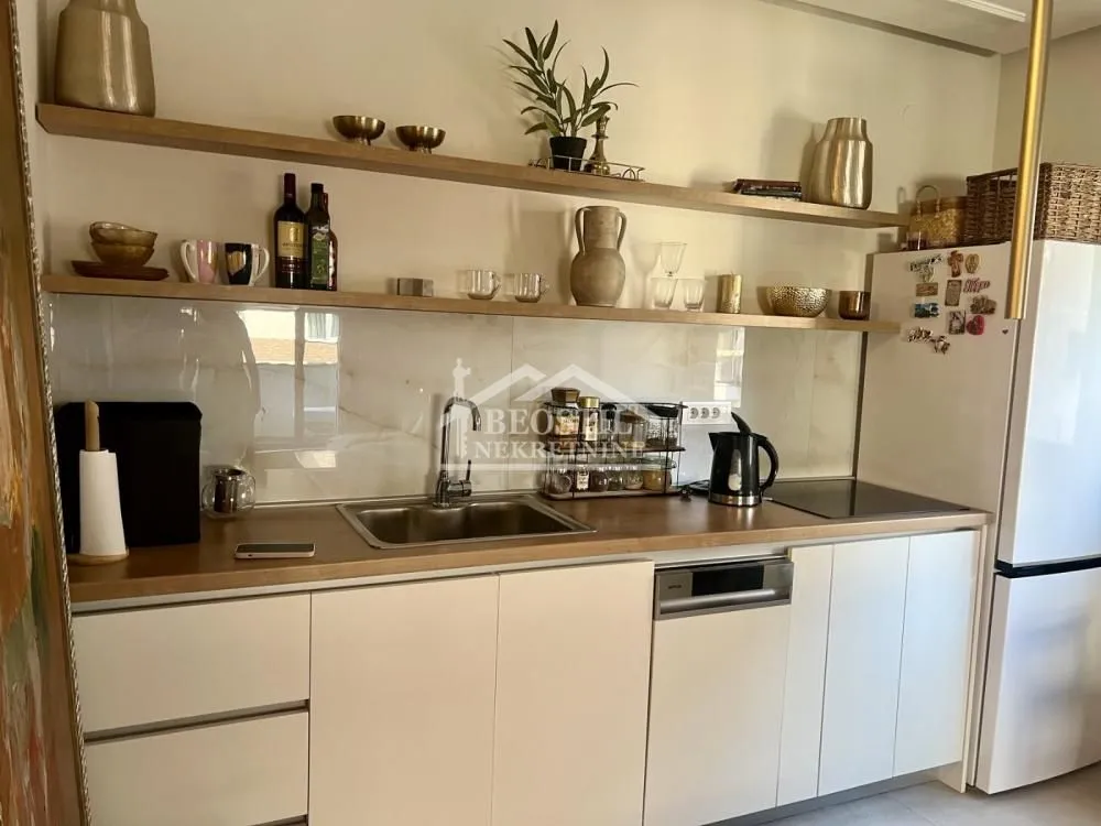 Sale, one bedroom apartment, 43m², Lekino Brdo, Voždovac Sve Podlokacije