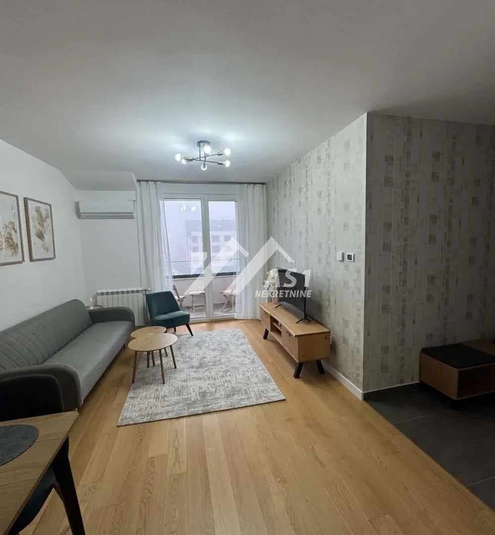 Izdavanje, trosoban stan, 63m², Stari Majur, Petrovaradin