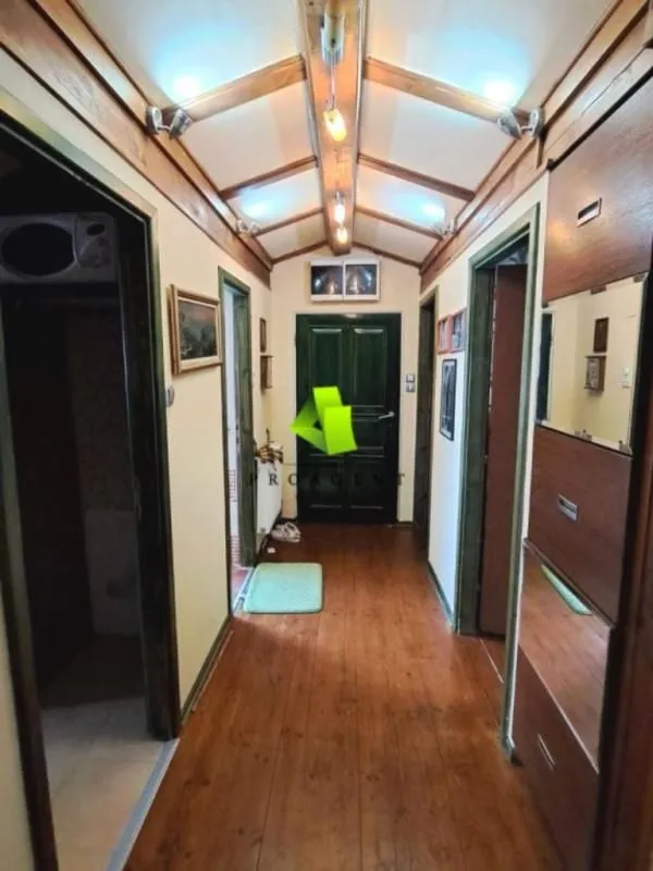 Prodaja, trosoban stan, 85m², Medijana, Niš