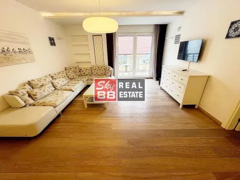 Izdavanje, trosoban stan, 126m², Kalenić Pijaca, Vračar Sve Podlokacije - image 4