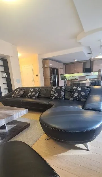 Izdavanje, stan, 180m², Vračar Hram, Vračar Sve Podlokacije