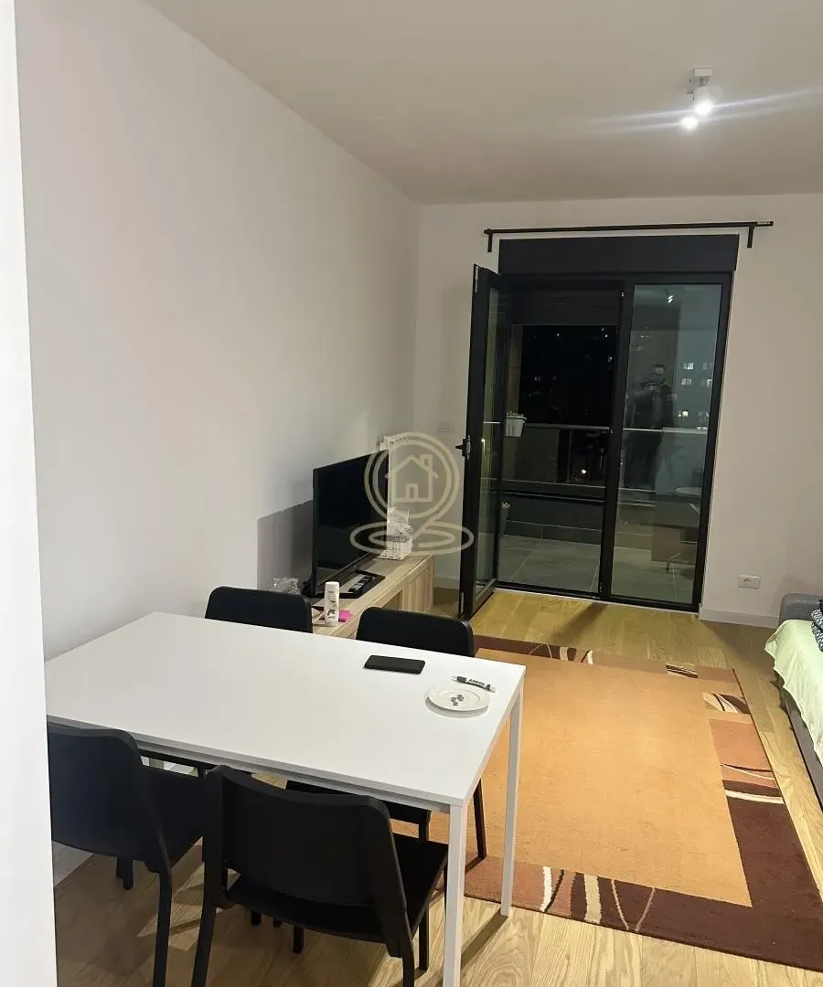Izdavanje, dvosoban stan, 43m², Trošarina, Voždovac Sve Podlokacije
