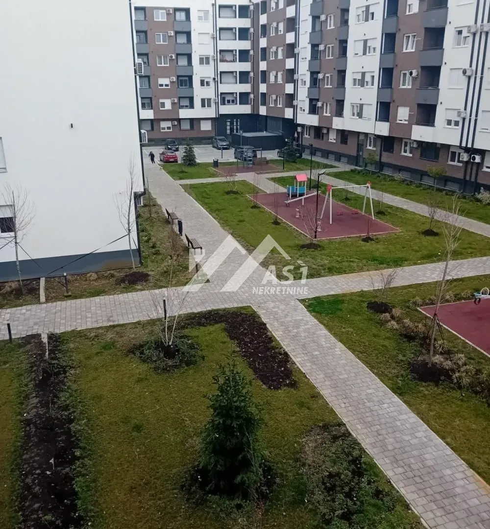 Izdavanje, jednosoban stan, 40m², Avijatičarsko naselje, Novi Sad Sve Podlokacije