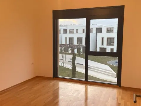 Prodaja, kuća, 106m², Zagorič, Podgorica - image 4