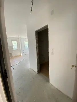 Sale, one bedroom apartment, 38m², Zvezdara Sve Podlokacije, Beograd - image 3