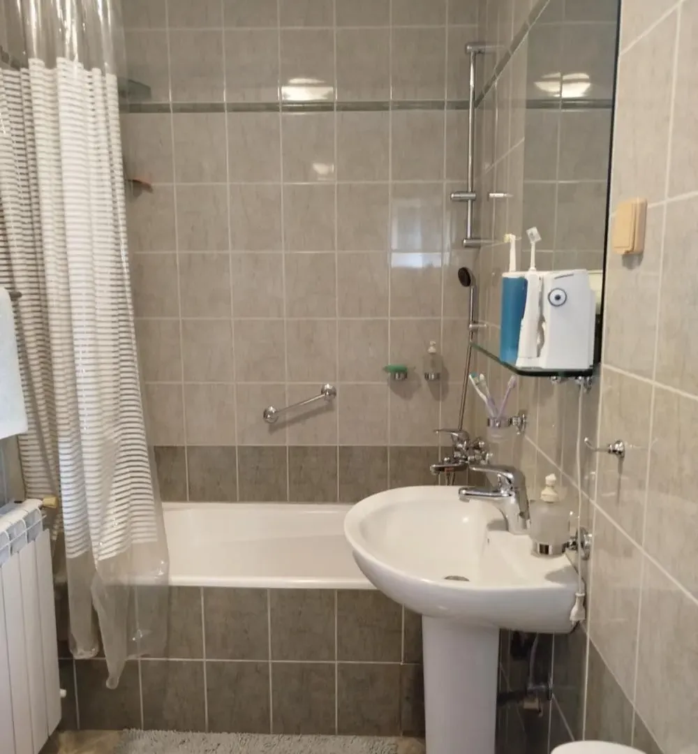 Rent, house, 250m², Olimp, Zvezdara Sve Podlokacije