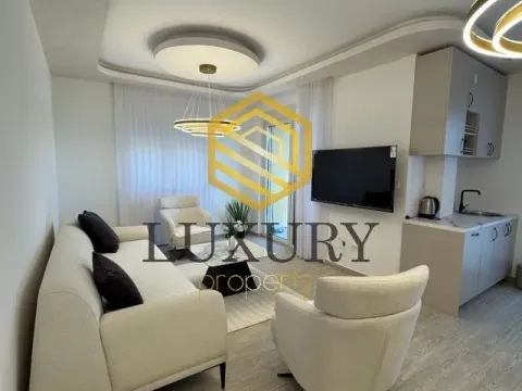 Sale, two bedroom apartment, 74m², Bečići, Budva - image 1