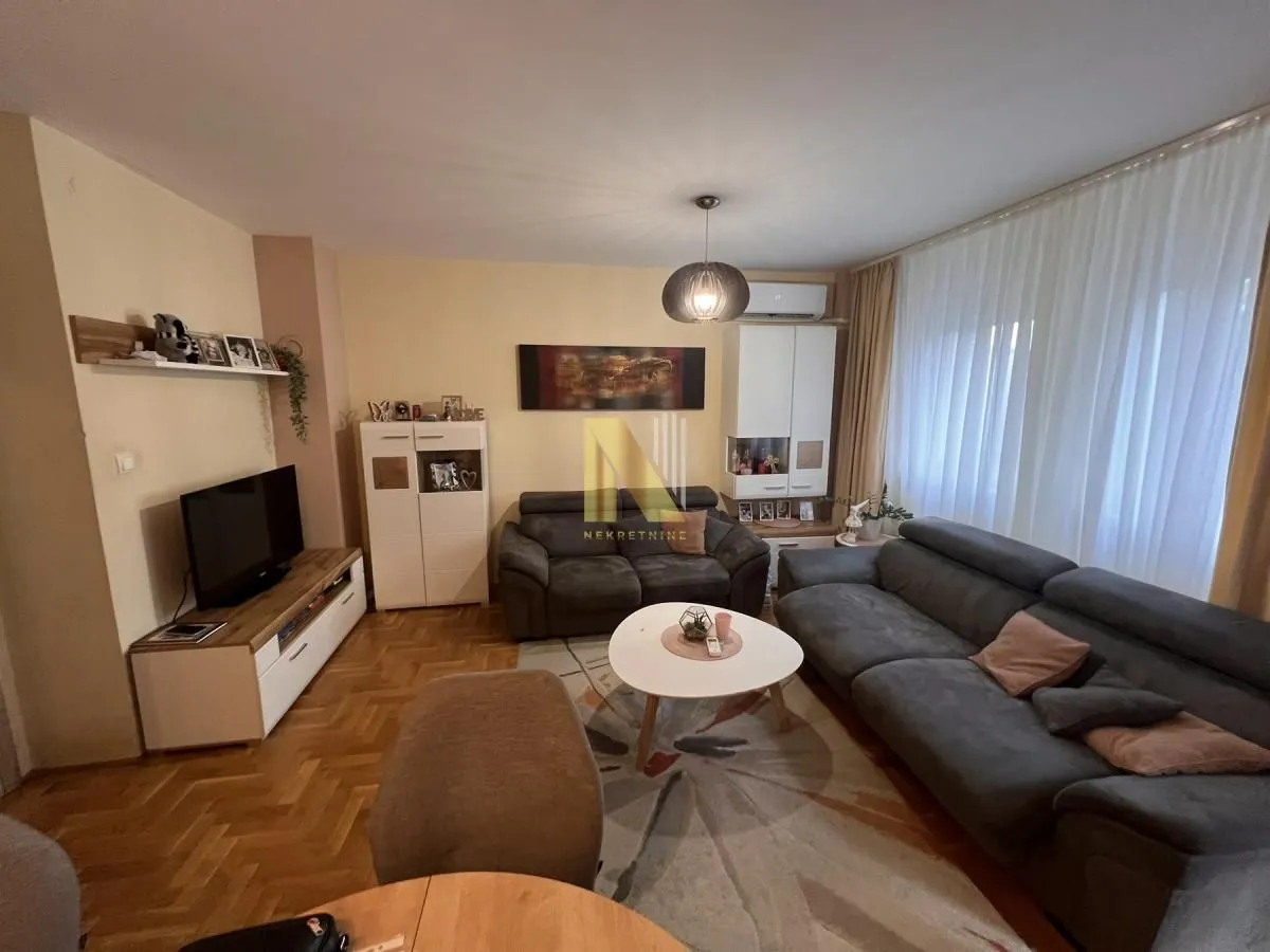 Prodaja, četvorosoban stan, 71m², Podbara, Novi Sad Sve Podlokacije