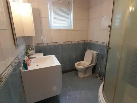 Prodaja, kuća, 180m², Centar, Ćuprija - image 30