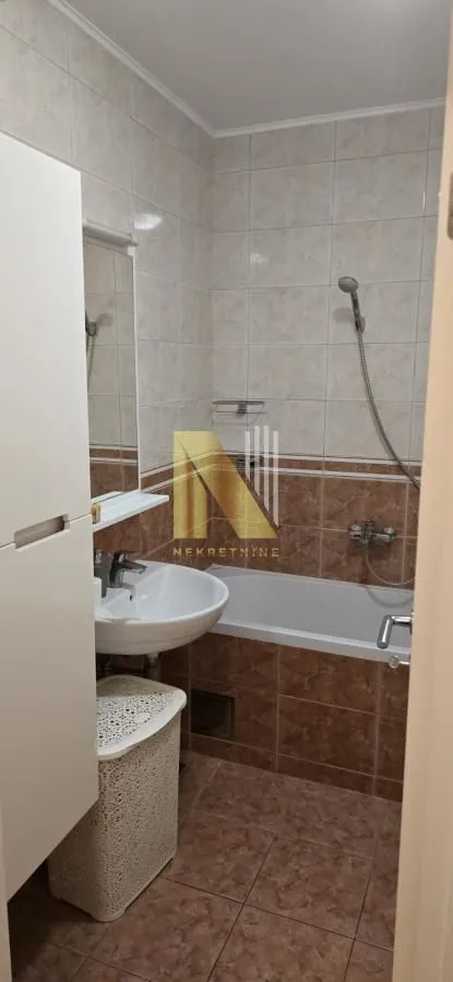 Prodaja, trosoban stan, 63m², Nova Detelinara, Novi Sad Sve Podlokacije