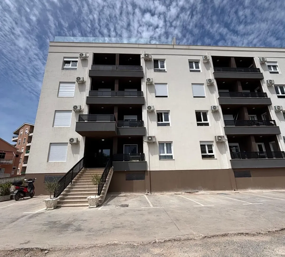 Sale, one bedroom apartment, 46m², Lazi, Budva