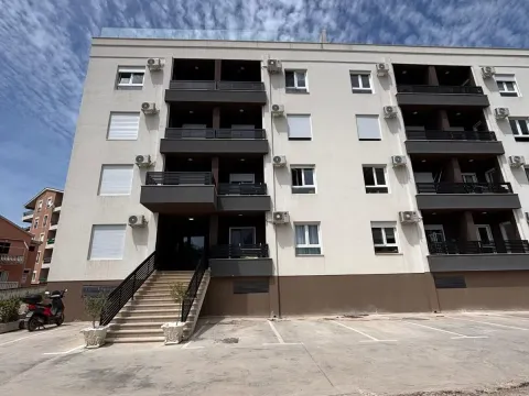 Sale, one bedroom apartment, 46m², Lazi, Budva - image 13