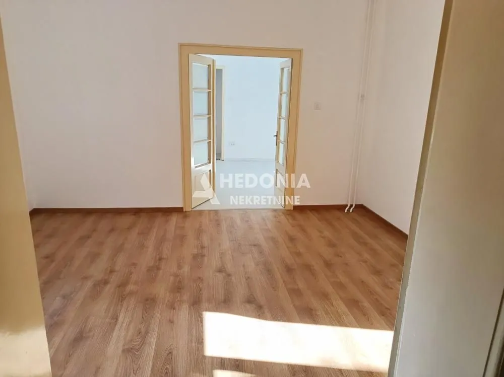 Rent, office space, 105m², Zemun Sve Podlokacije, Beograd