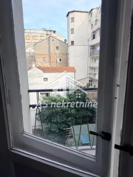 Rent, two bedroom apartment, 55m², Stari Grad, Beograd