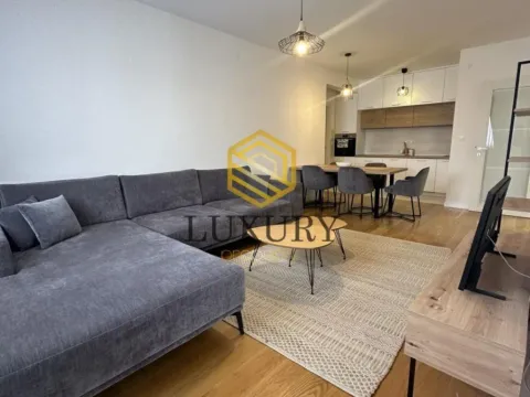 Izdavanje, dvosoban stan, 74m², Central Point, Podgorica - image 4