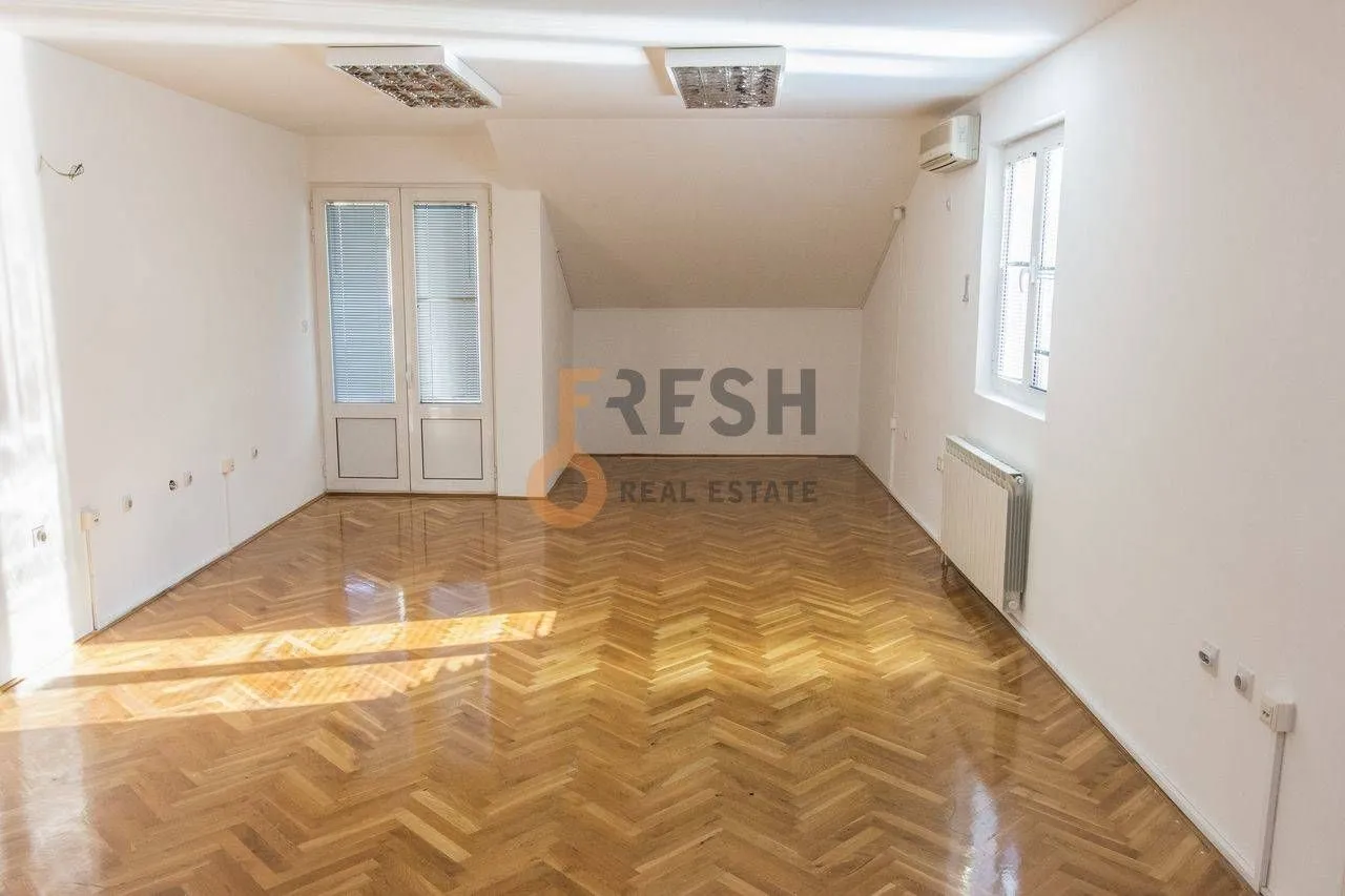 Rent, house, 500m², Ostalo, Podgorica