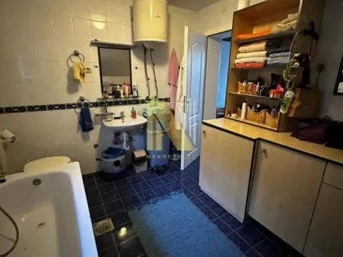 Sale, two bedroom apartment, 55m², Grbavica, Novi Sad Sve Podlokacije - image 7