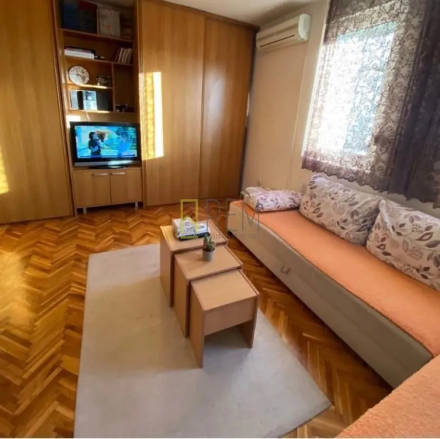 Sale, one bedroom apartment, 42m², Blok 9, Podgorica