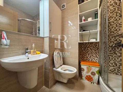 Izdavanje, jednosoban stan, 45m², City Kvart, Podgorica - image 10