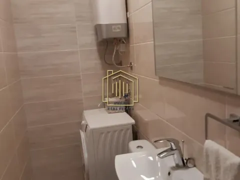 Izdavanje, dvosoban stan, 90m², Preko Morače, Podgorica - image 12