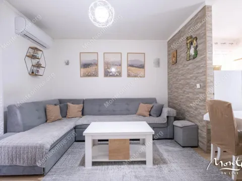 Prodaja, dvosoban stan, 48m², Dobrota, Kotor - image 2