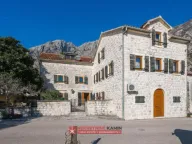  House for Sale, 313m2, Donji Orahovac, Kotor