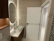 Izdavanje, kuća, 220m², Zagorič, Podgorica - image 12