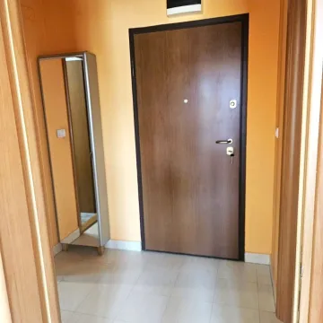Rent, one bedroom apartment, 37m², Stari Aerodrom, Podgorica - image 4