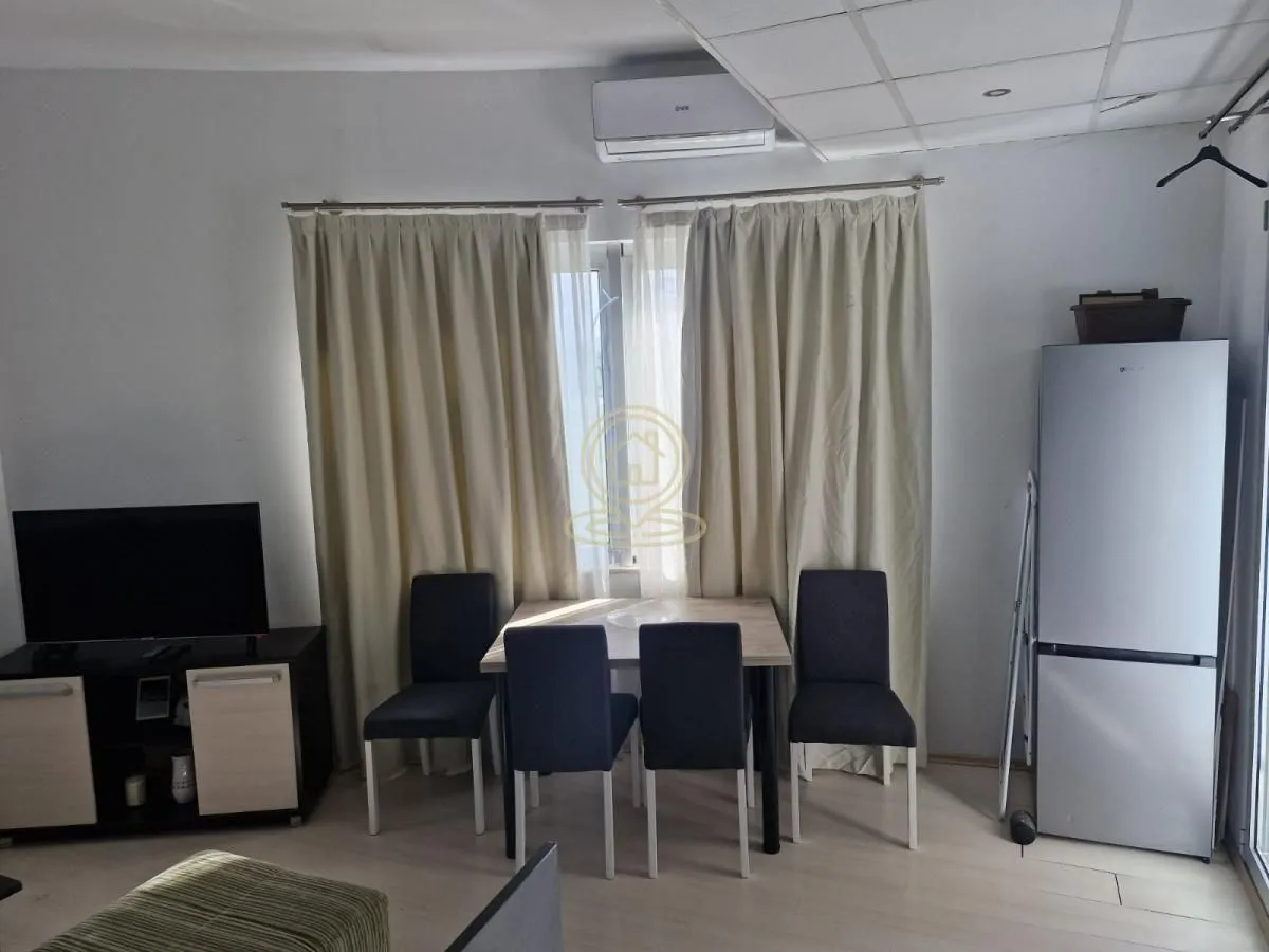 Izdavanje, jednosoban stan, 41m², Novo naselje, Novi Sad
