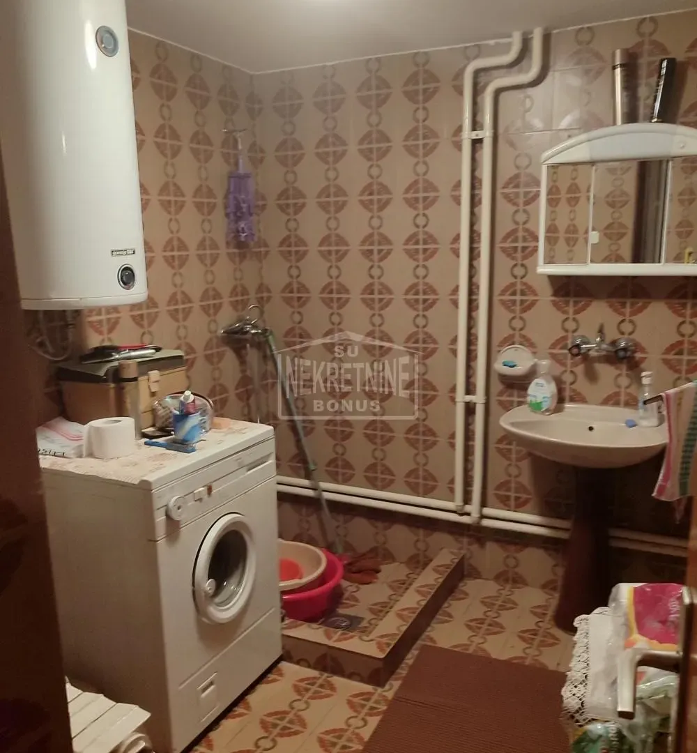 Prodaja, kuća, 146m², Novi Grad, Subotica