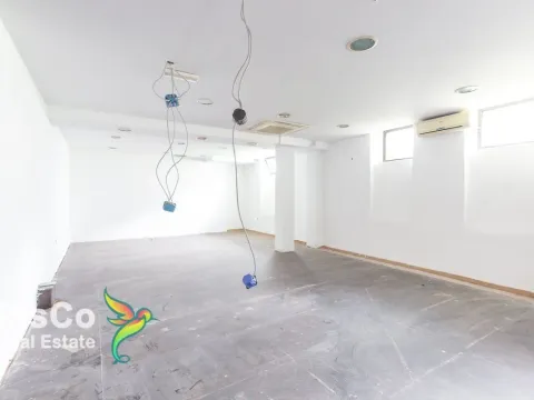 Izdavanje, poslovni prostor, 212m², Centar, Podgorica - image 6