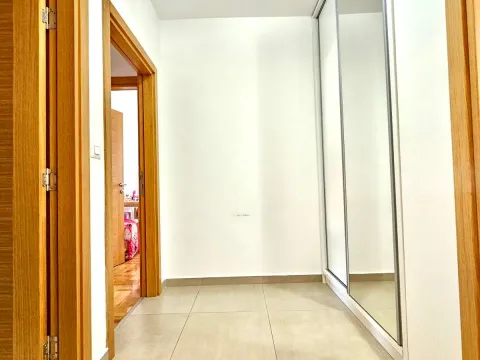 Prodaja, dvosoban stan, 95m², Stari Aerodrom, Podgorica - image 5