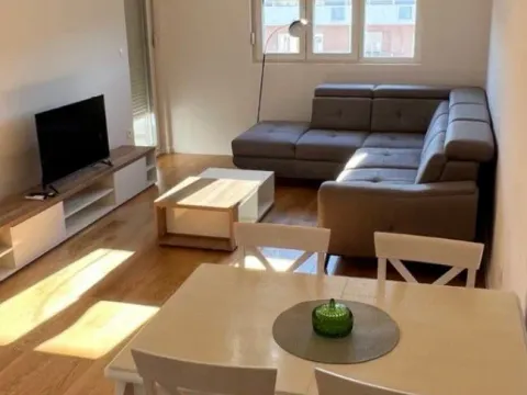 Sale, one bedroom apartment, 49m², Central Point, Podgorica - image 9