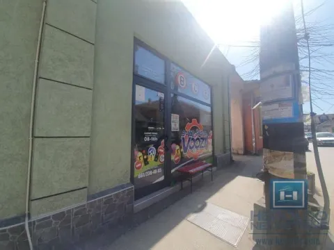 Prodaja, poslovni prostor, 55m², Levač, Jagodina