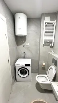 Izdavanje, jednosoban stan, 47m², Central Point, Podgorica - image 7