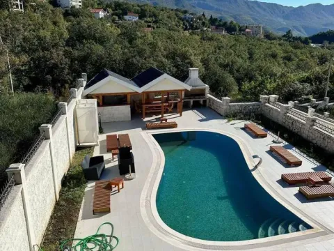 Prodaja, kuća, 450m², Centar, Budva - image 4